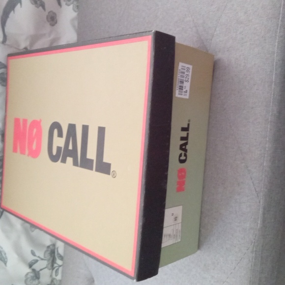 Boots - Picture 4 of 4